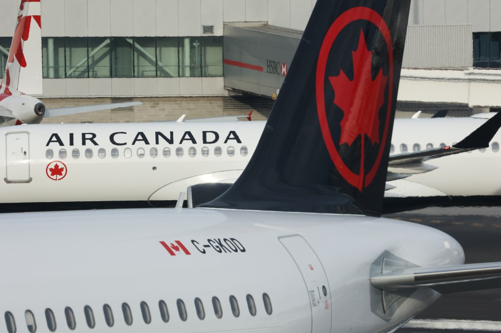 Air Canada plane