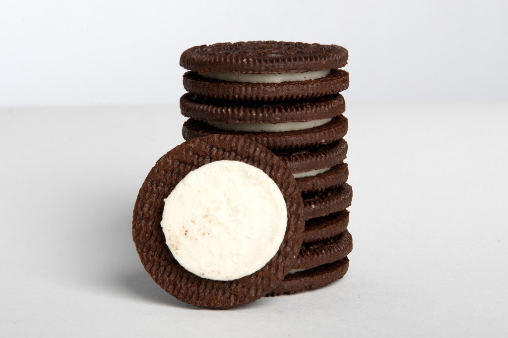 11/13/23 OREO Cookie, showing how much cream filling is in each cookie
