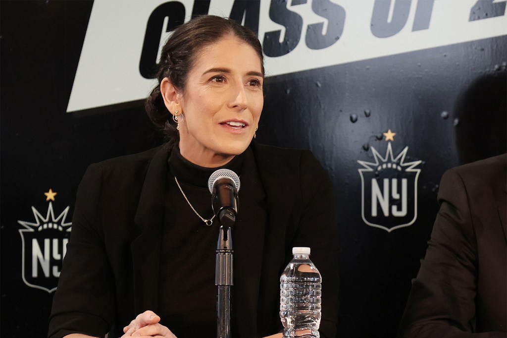 Gotham FC general manager Yael Averbuch West said the team wants "other people chasing us."