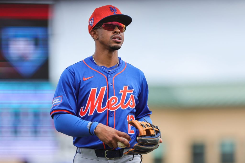 Francisco Lindor and the Mets enter the season as a fringe playoff contender.