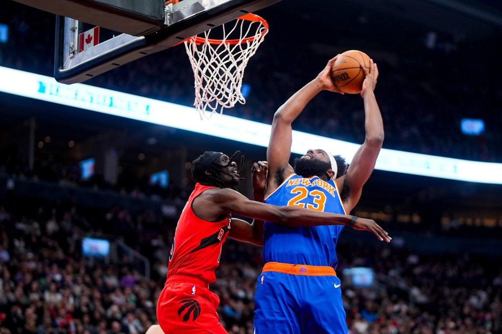 Mitchell Robinson played 12 minutes against the Raptors on Wednesday.