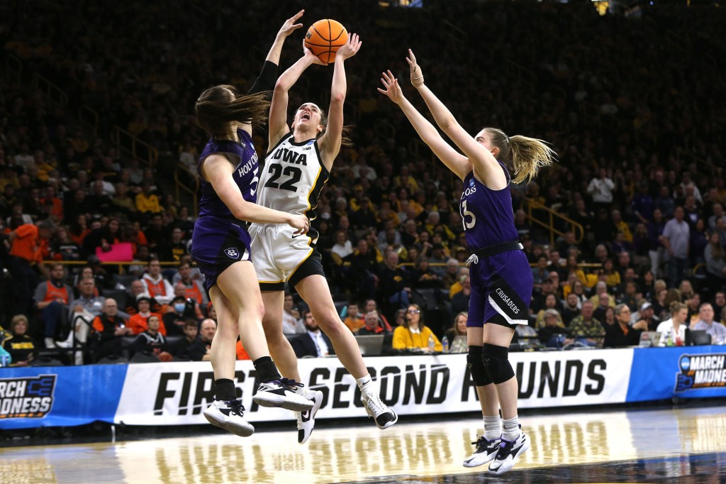 Caitlin Clark Clark has shot 39.8 percent from the field and 29.2 percent on 3-pointers across Iowa's last five games.