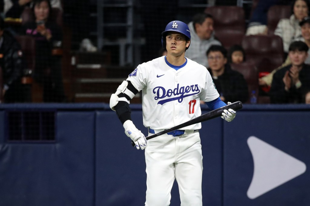 Shohei Ohtani #17 of the Los Angeles Dodgers prepares at bat in the 5th inning during the exhibition game between Team Korea and Los Angeles Dodgers at Gocheok Sky Dome on March 18, 2024.