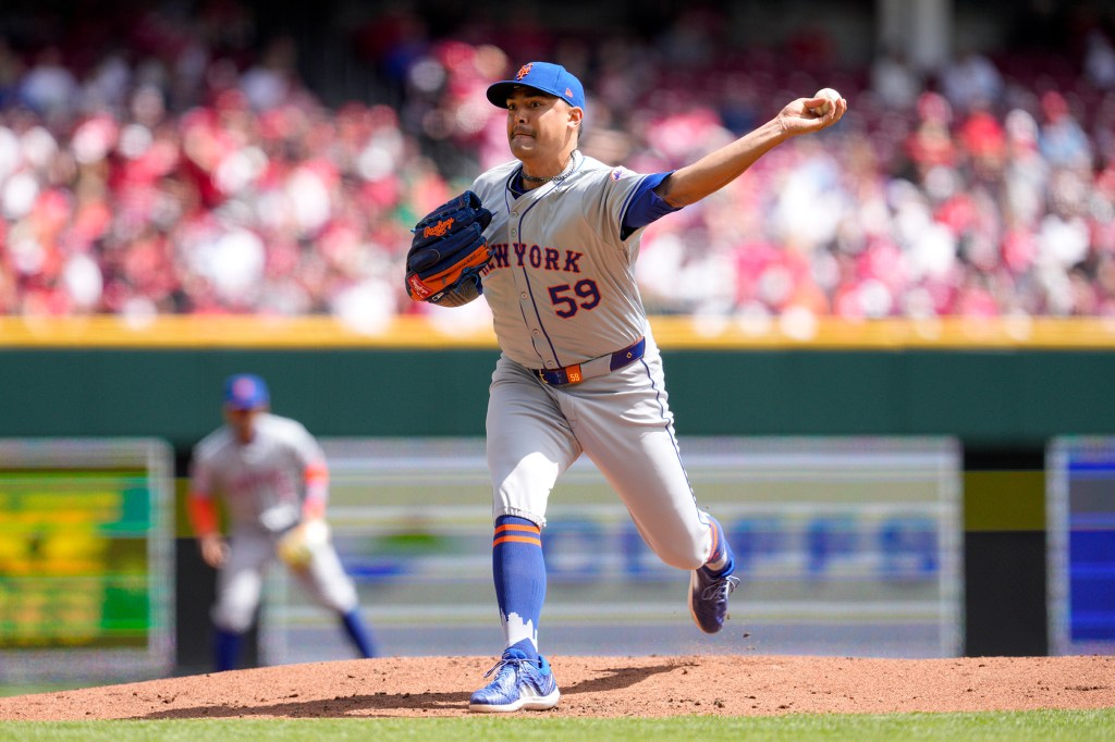 Sean Manaea's sweeper generated 10 swings from Reds batters, with five of those misses, during the Mets' win Sunday.