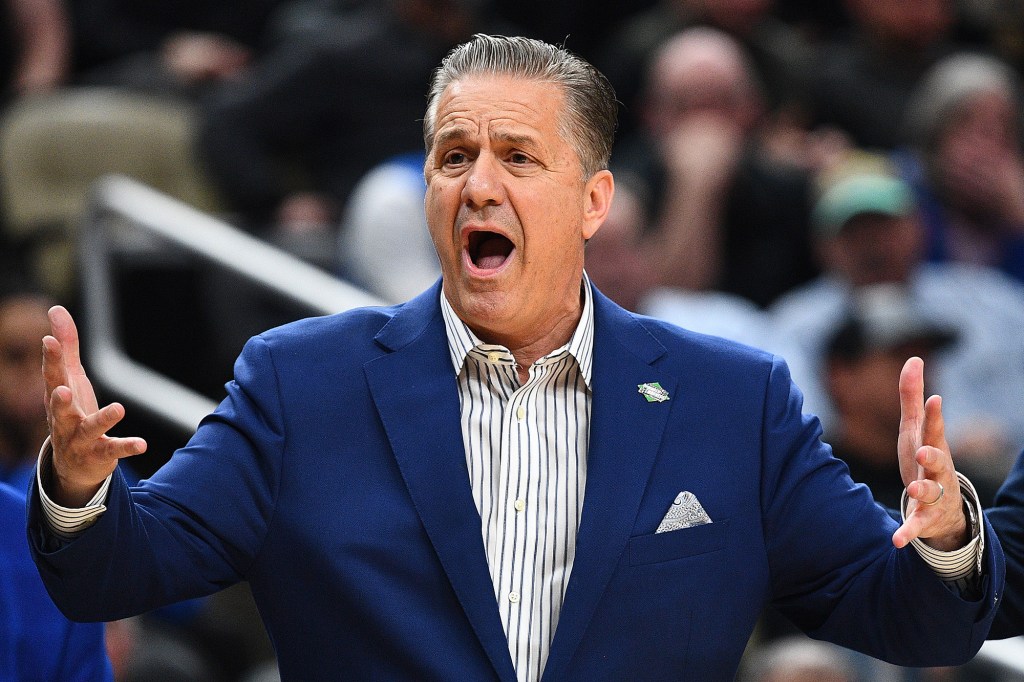 John Calipari is reportedly finalizing a five-year deal with Arkansas.