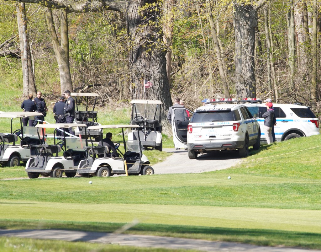 police on golf course