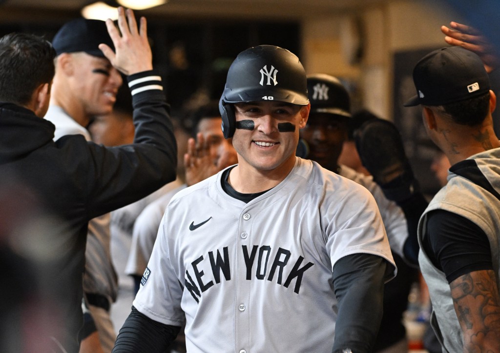 Anthony Rizzo celebrates after hitting a home run during the Yankees' win over the Brewers on April 28, 2024. 