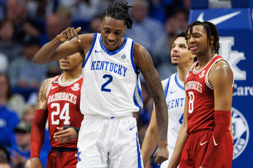 Kentucky's Aaron Bradshaw is entering the NCAA transfer portal.