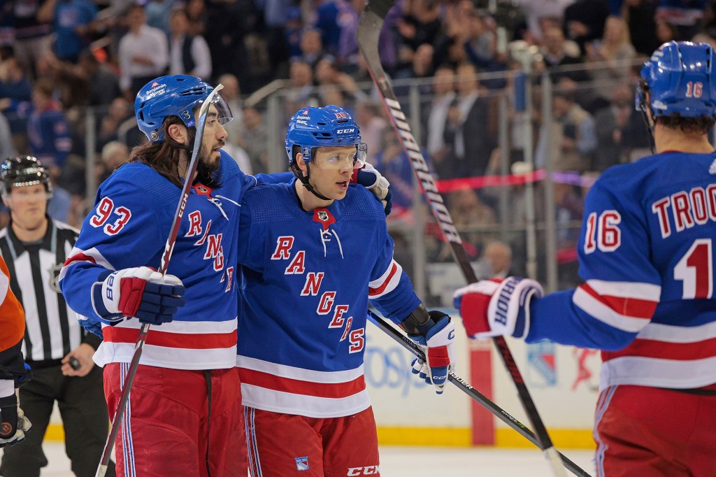 Artemi Panarin scored a power-play goal for the Rangers on Thursday against the Flyers.