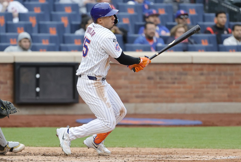 Tyrone Taylor belts a two-run single in the sixth inning of the Mets' 9-1 win over the Pirates.