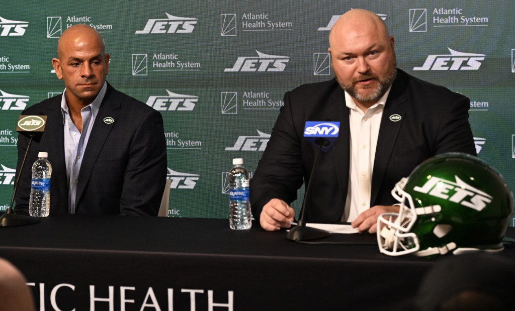 Robert Saleh (left) and Joe Douglas