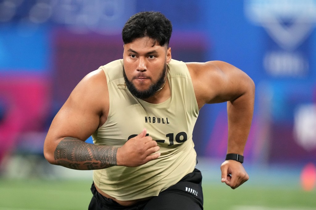 Washington offensive lineman Troy Fautanu could be an option for the Jets at No. 10 overall in the 2024 NFL Draft.