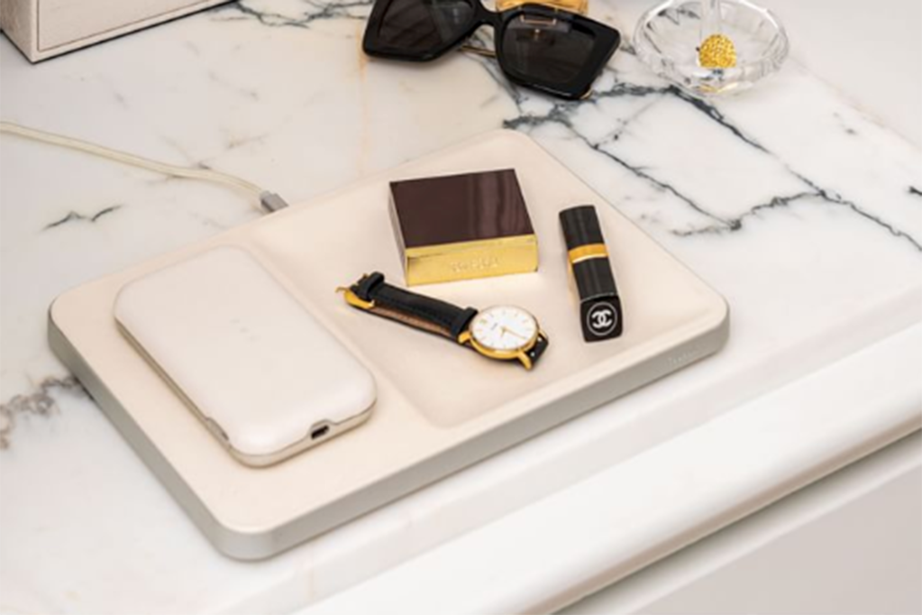 Courant Wireless Charging Accessory Tray