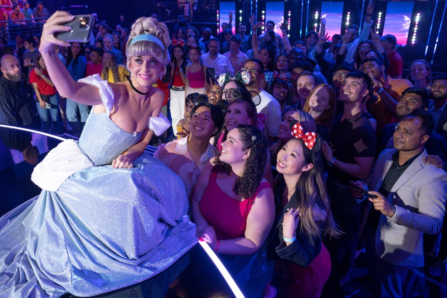 ROYAL SUBJECTS: Katy Perry takes advantage of “American Idol’s” Disney Night to dress up as Cinderella.