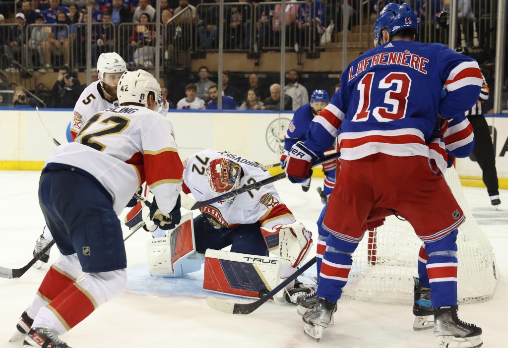 Bobrovsky made all the necessary stops in Game 1.