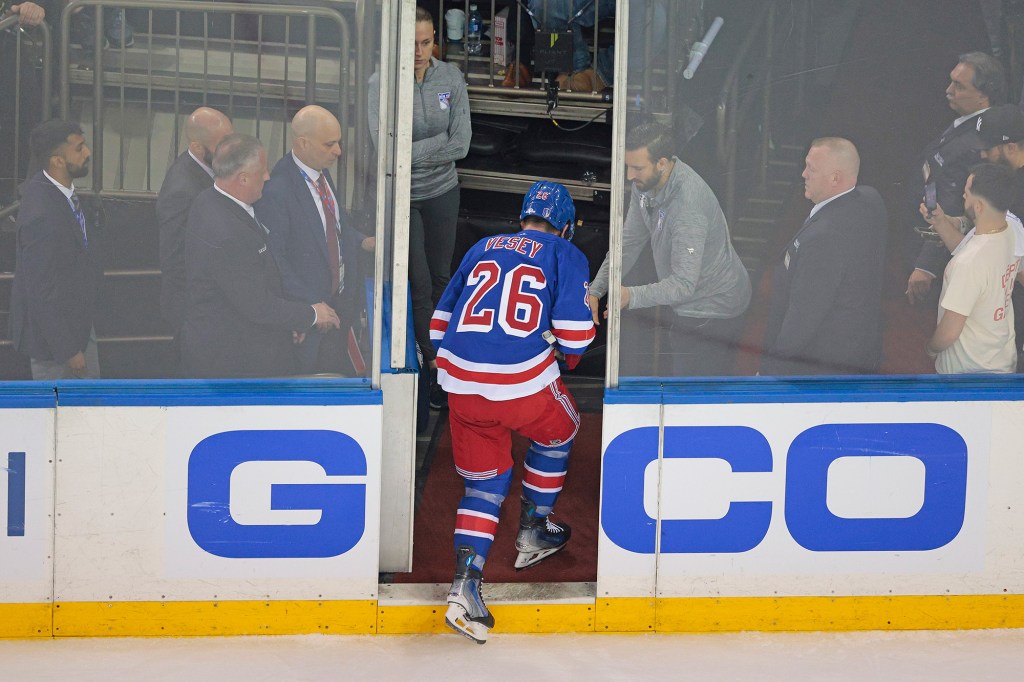 Jimmy Vesey didn't return for the Rangers in Game 2.