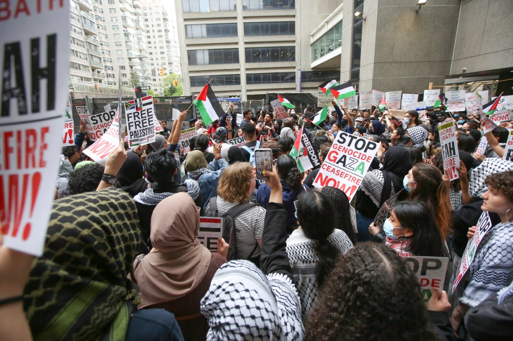 The violence unfolded after a mob of more than 1,000 protesters tried to descend on the Metropolitan Museum of Art as part of a “Day of Rage” protest