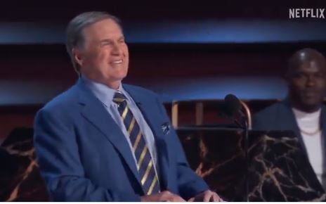 Bill Belichick spared no one during the "Roast of Tom Brady" on Sunday.