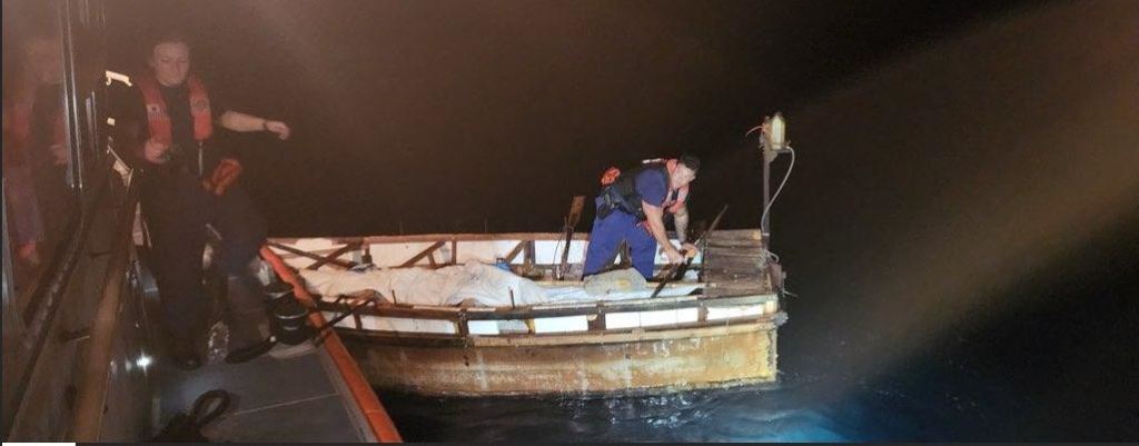 Coast Guard intercepts Cuban migrants.