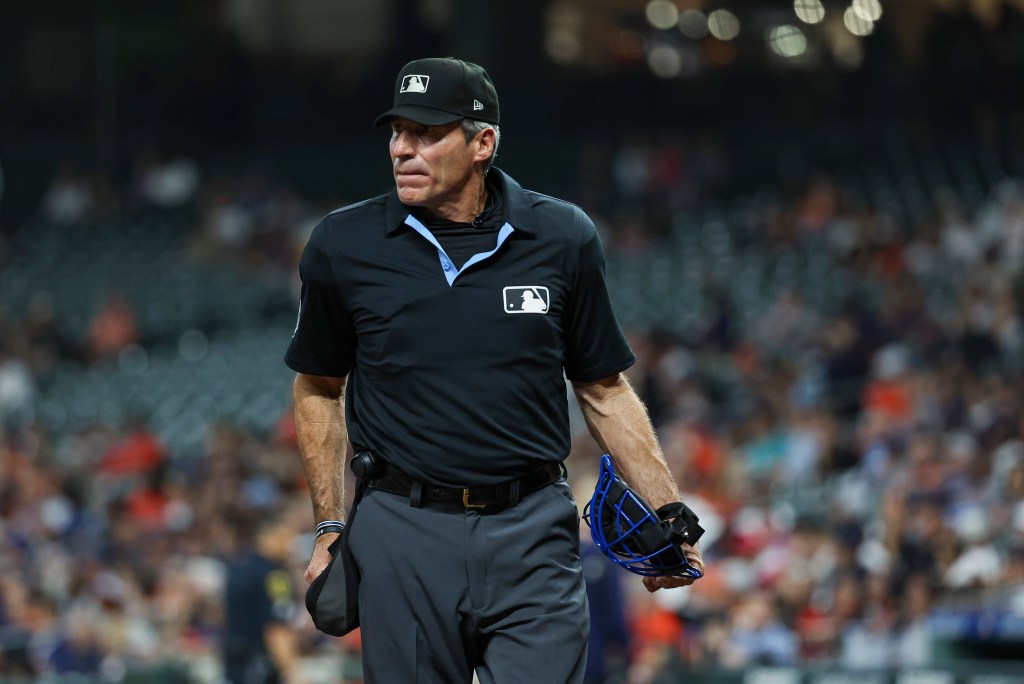 Umpire Angel Hernandez is set to retire from MLB.