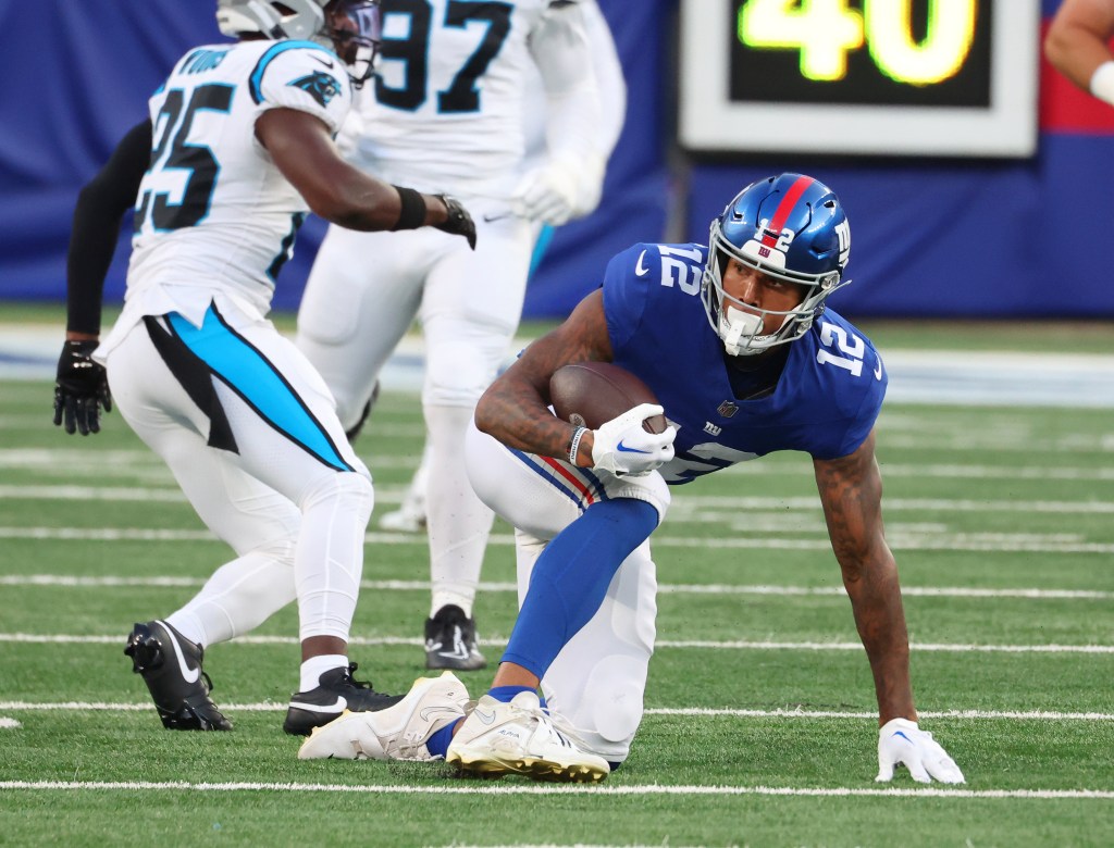 Giants tight end Darren Waller is retiring.