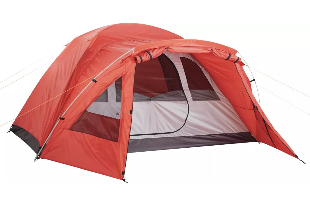 Quest Blackwater 4-Person Dome Tent