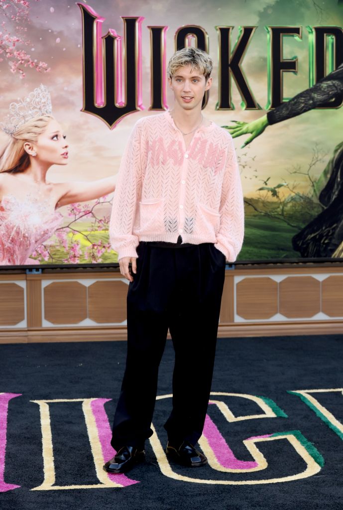 Troye Sivan attends the Los Angeles premiere of Universal Pictures "Wicked"