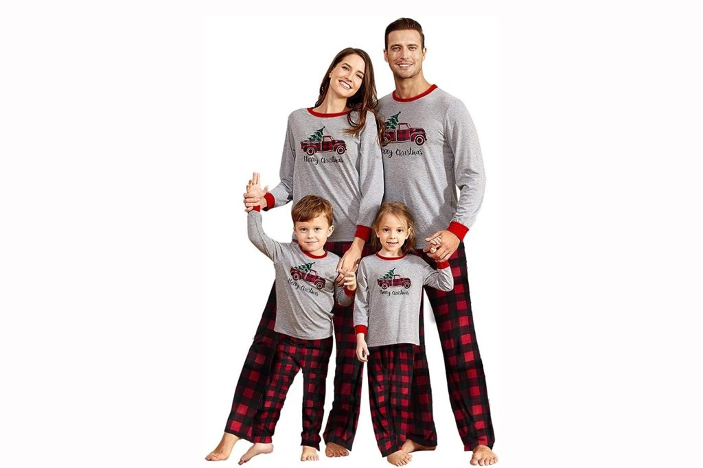  IFFEI Matching Family Pajamas Set