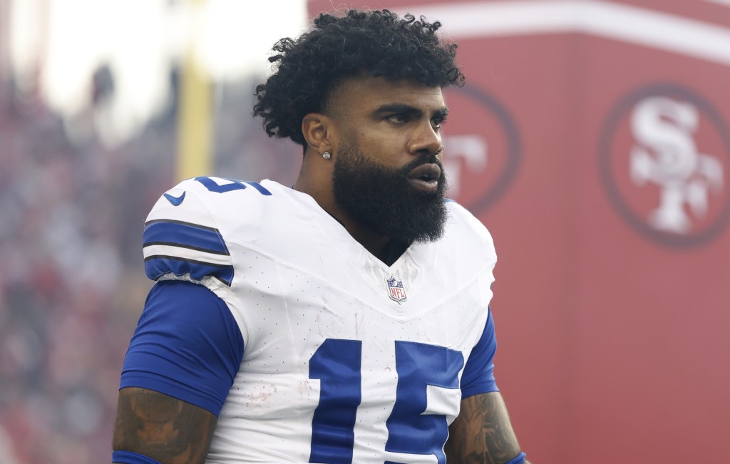 Cowboys running back Ezekiel Elliott will not play Sunday against the Falcons due to disciplinary reasons, according to ESPN.