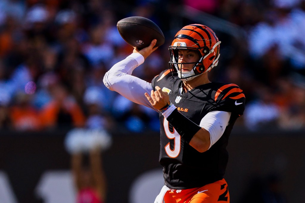 Cincinnati Bengals quarterback Joe Burrow (9) throws a pass against the Baltimore Ravens in the second half at Paycor Stadium. 