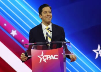 Michael Knowles Makes Kyle Kulinski Look Like a Frothy-Mouthed Moron (Because He IS One) on Venezuela – Twitchy