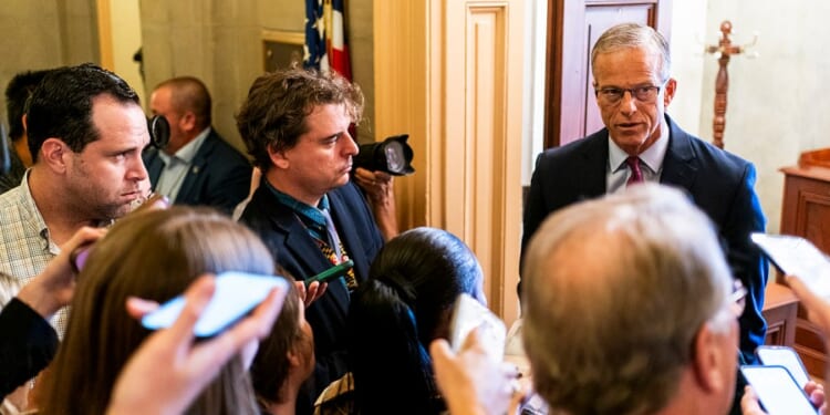 Live updates: Senate vote sets up chance to end government shutdown