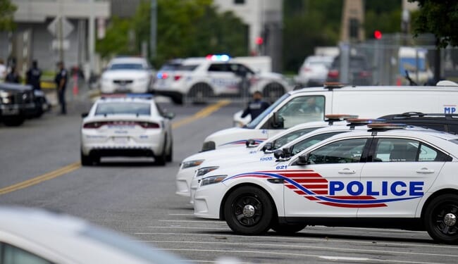 Man With Explosives Arrested Outside of a DC Church Prior to Annual Red Mass – Twitchy