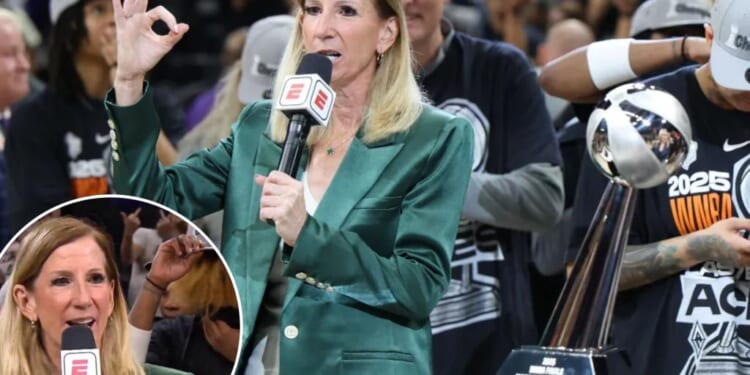 WNBA commissioner greeted with heavy boos during Aces championship trophy ceremony