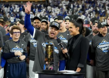 Dave Roberts, Dodgers ready to 'really ruin baseball' in clapback at haters