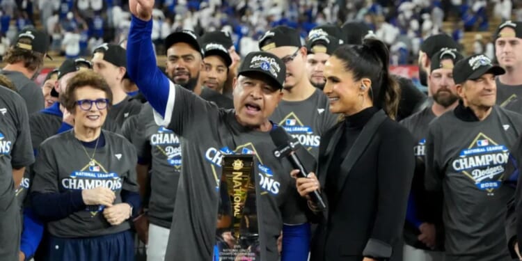 Dave Roberts, Dodgers ready to 'really ruin baseball' in clapback at haters