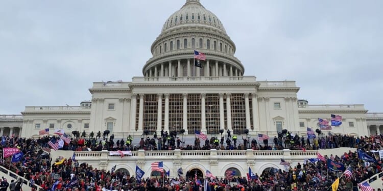 J6 Reporter Calls ‘BS,’ Says Plainclothes FBI Agents Never Performed ‘Crowd Control’ At Capitol