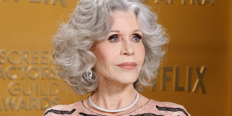 Jane Fonda Ties CNN To Anti-Trump Hollywood Group, And Dana Bash Is All In