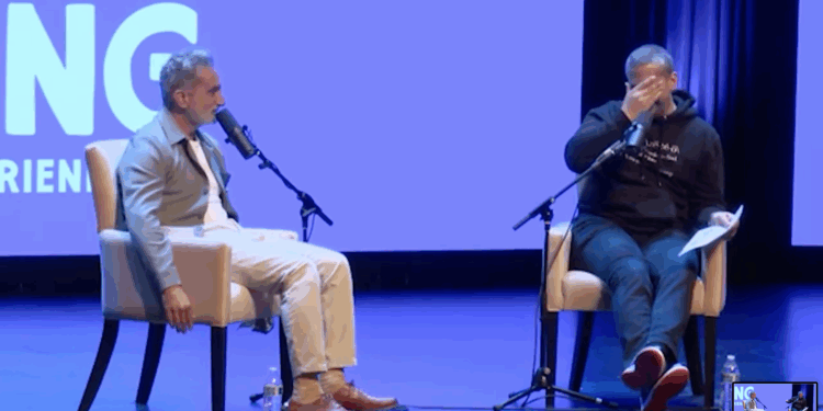 Mehdi Hasan Bursts Into Laughter at ‘Joke’ About Pro-Israel Congressman’s Legs Getting Blown Off in Afghanistan