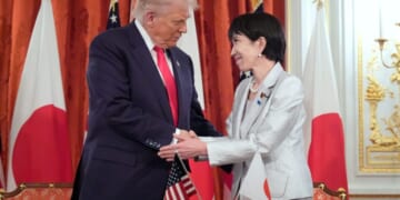 Trump meets with Japanese families of North Korea abductees