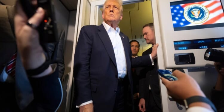 Wall Street Journal editorial board: Trump 'wrong' on Reagan, tariffs