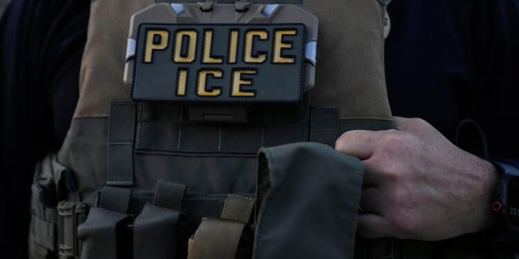 Dem leaders' outrageous rhetoric continues to stoke anti-ICE violence