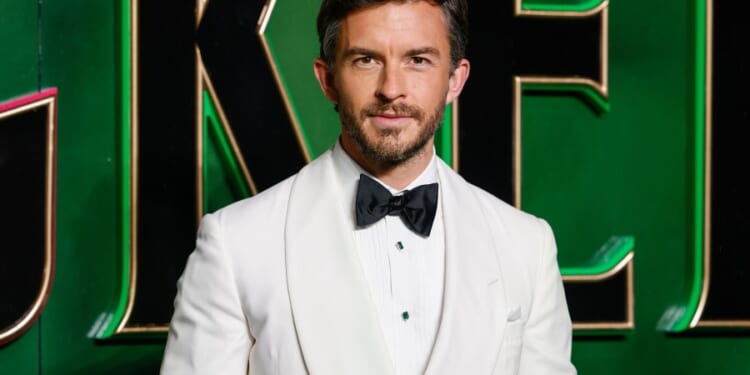 Jonathan Bailey named People magazine’s Sexiest Man Alive for 2025