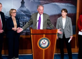 These are the 8 Senate Democrats who voted to end the shutdown