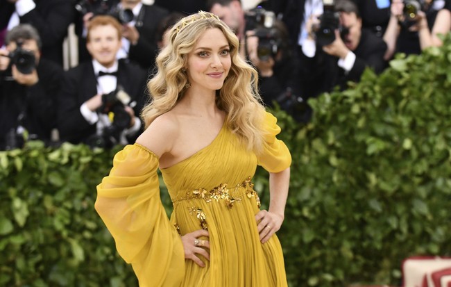 Amanda Seyfried Says Socialism Is a Gorgeous Idea Because She’ll Never Actually Have to Live Under It – Twitchy