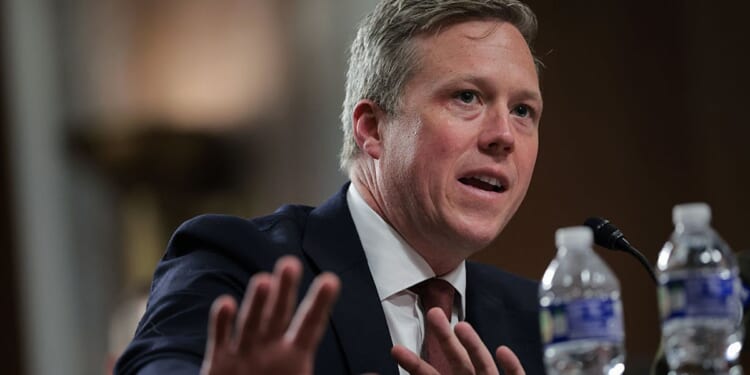 Army-Navy Hype Heats Up As Leaders Trade Pre-Game Jabs