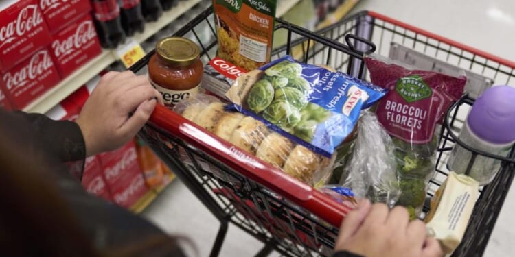 More than 1 in 4 self-checkout shoppers admit they've stolen: Survey