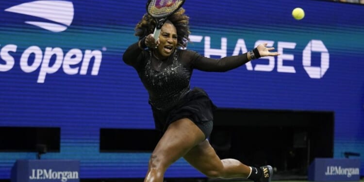 Serena Williams shuts down rumors of return to tennis