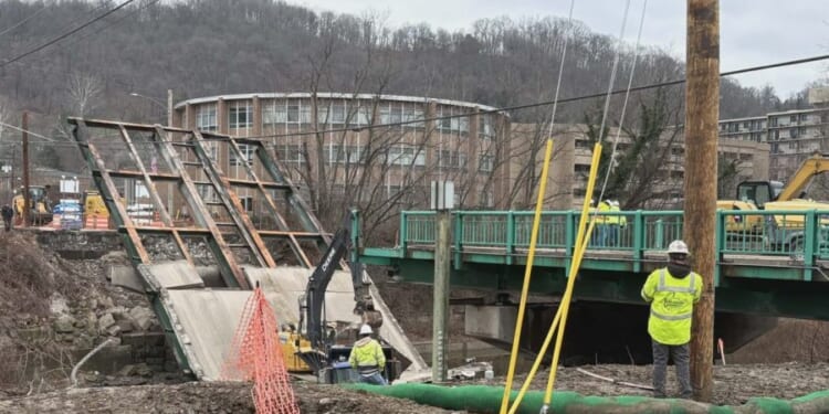'Loud, thunderous boom': West Virginia bridge collapses into waterway, injuring three people