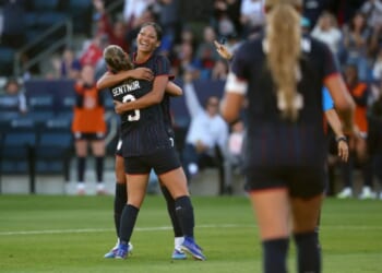 USWNT explodes for five second-half goals in shutout victory over Paraguay in friendly match